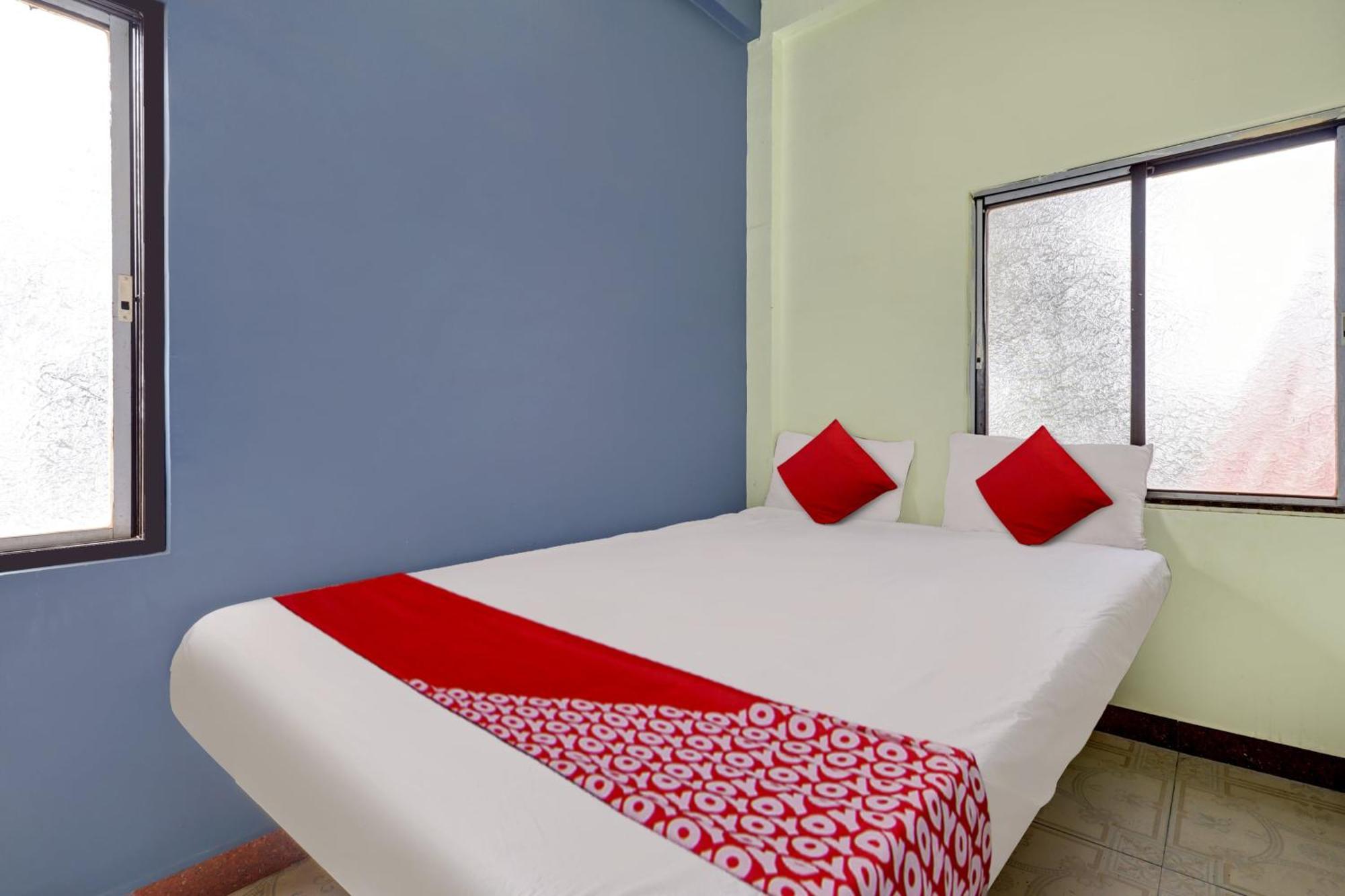 Hotel Oyo Sampige Heritage Koppal Esterno foto