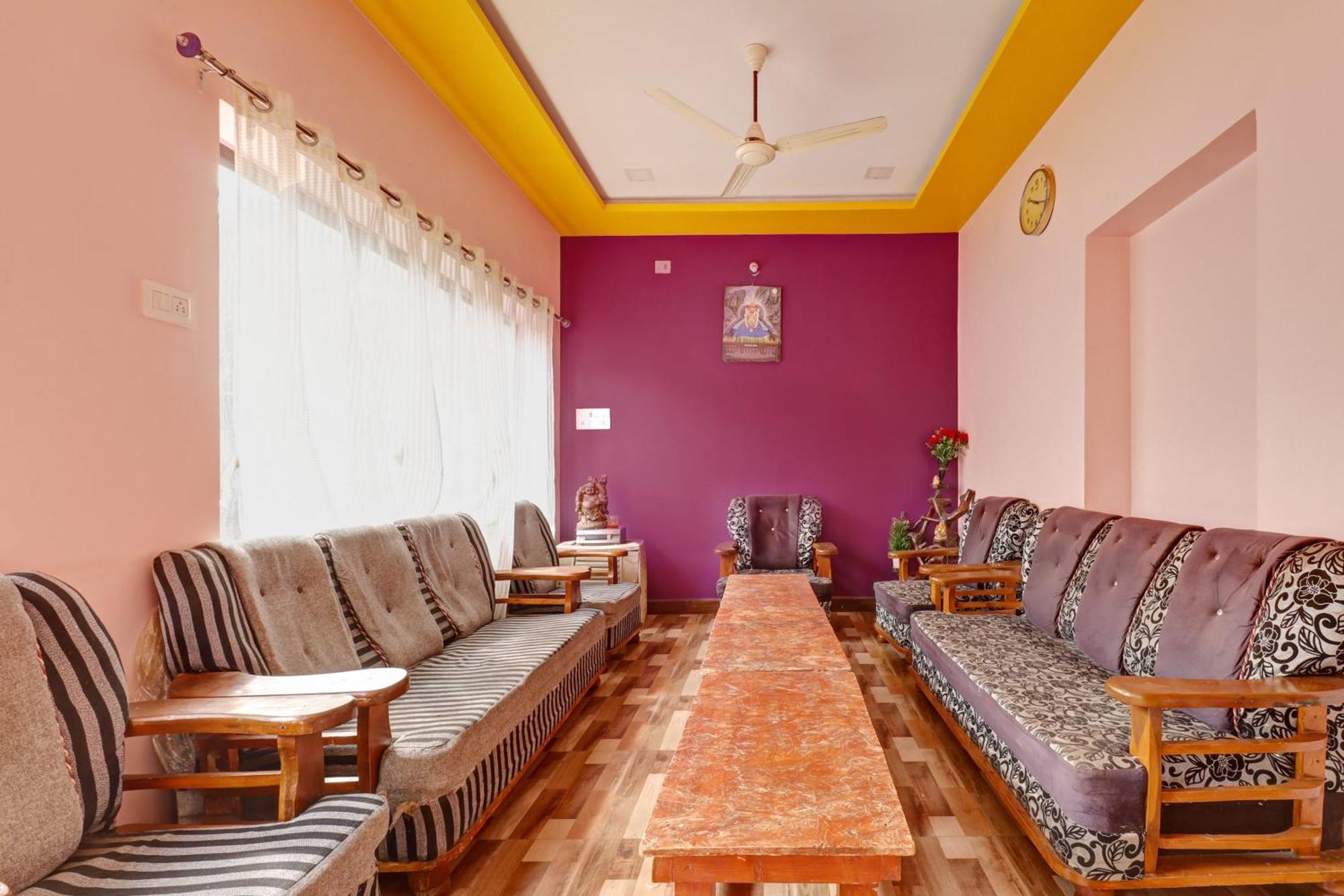 Hotel Oyo Sampige Heritage Koppal Esterno foto