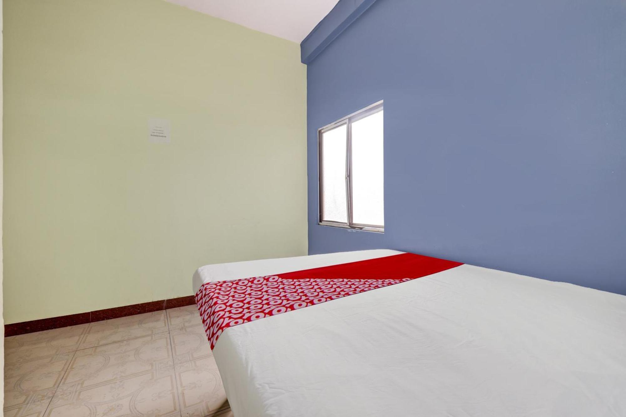 Hotel Oyo Sampige Heritage Koppal Esterno foto