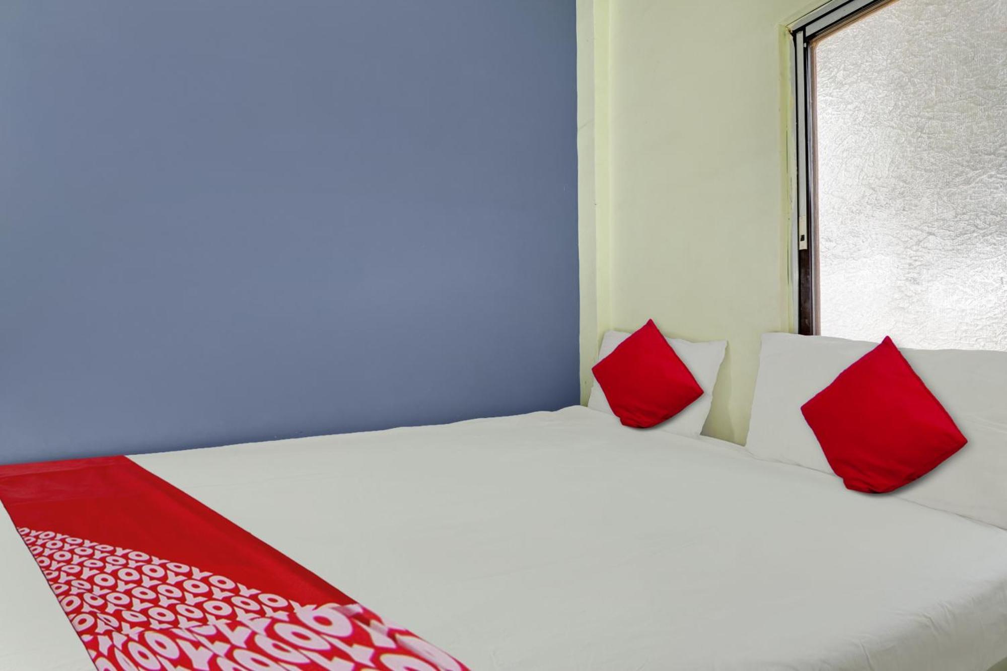 Hotel Oyo Sampige Heritage Koppal Esterno foto