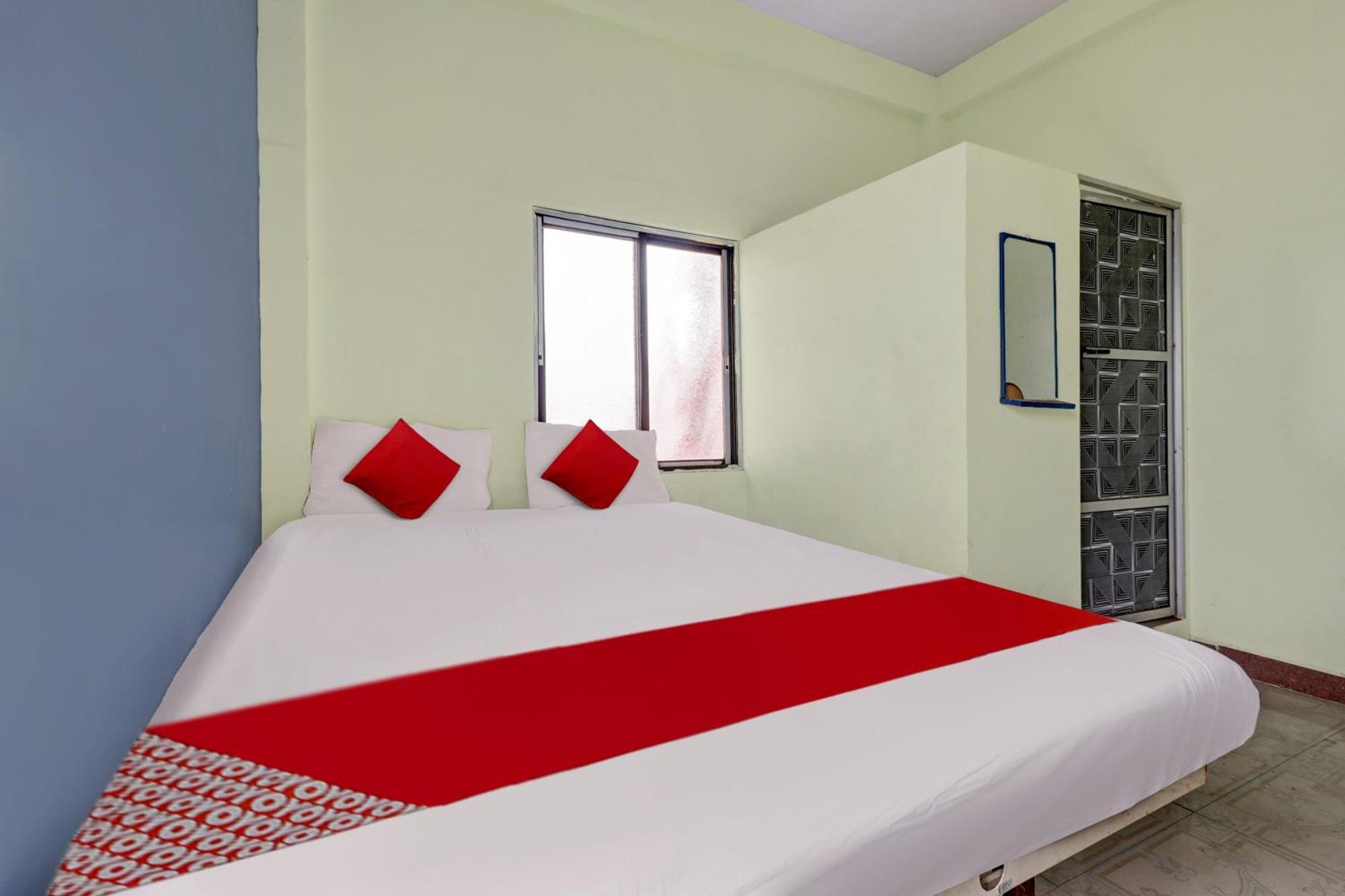Hotel Oyo Sampige Heritage Koppal Esterno foto