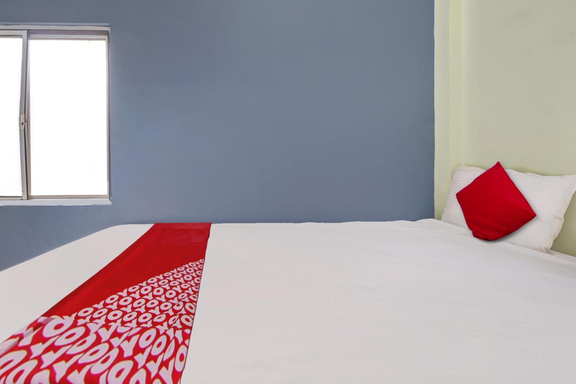 Hotel Oyo Sampige Heritage Koppal Esterno foto